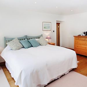 Deluxe Double or Twin Room Garden View